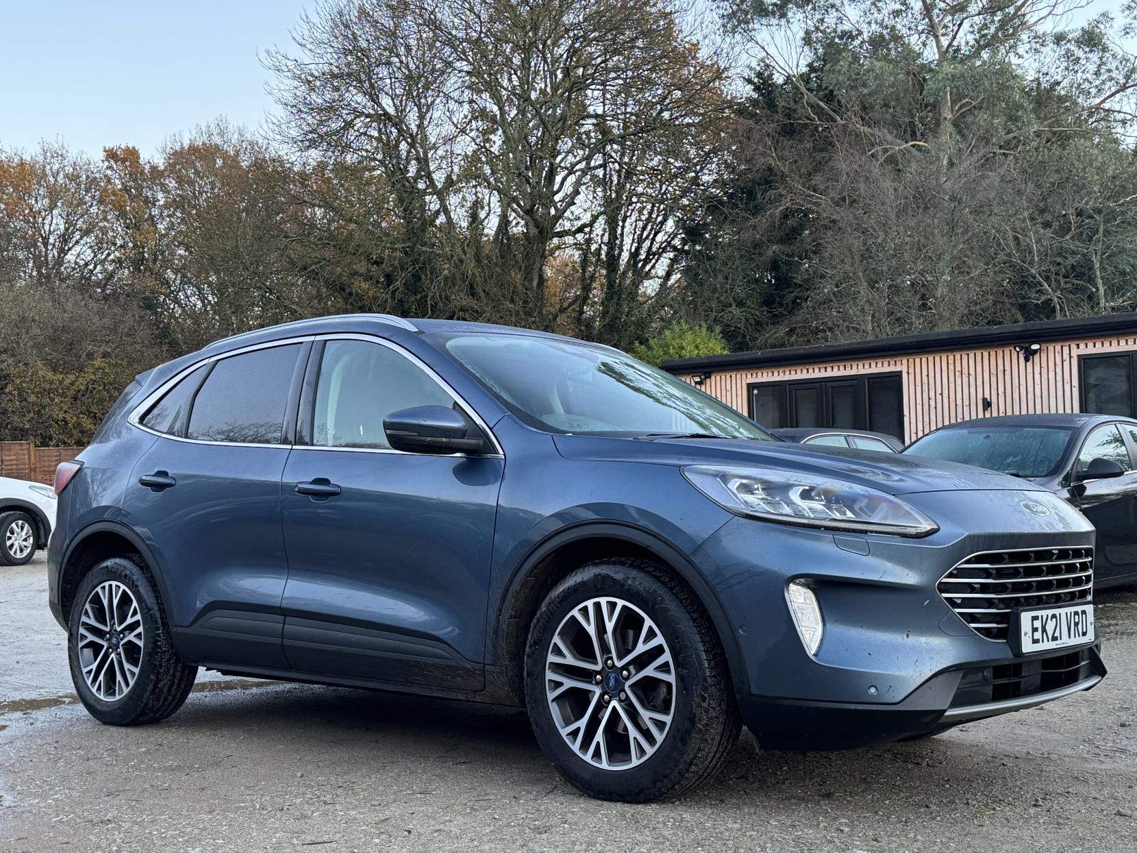 Ford Kuga 1.5 EcoBlue Titanium SUV 5dr Diesel Manual Euro 6 (s/s) (120 ps)