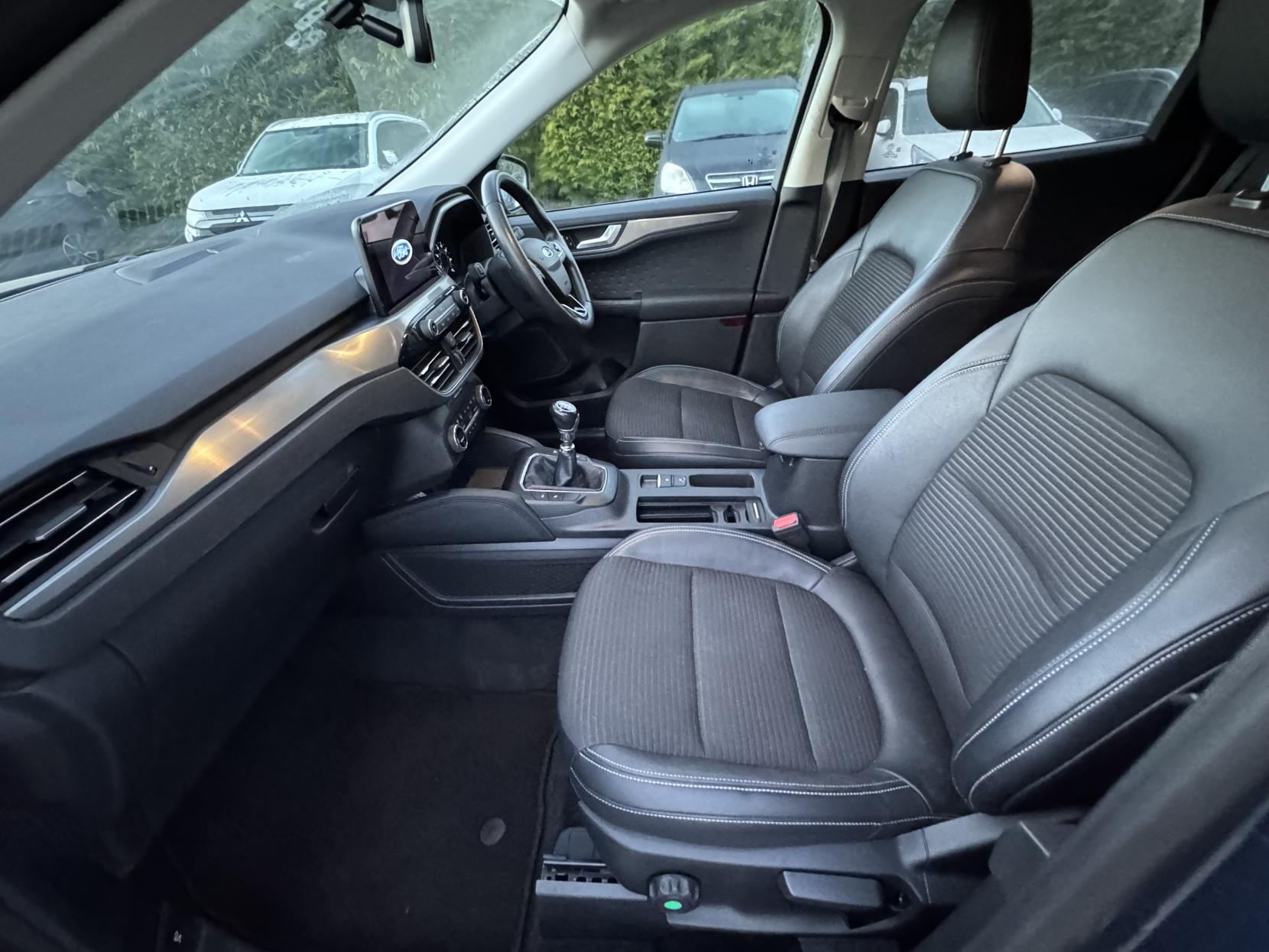 Ford Kuga 1.5 EcoBlue Titanium SUV 5dr Diesel Manual Euro 6 (s/s) (120 ps)