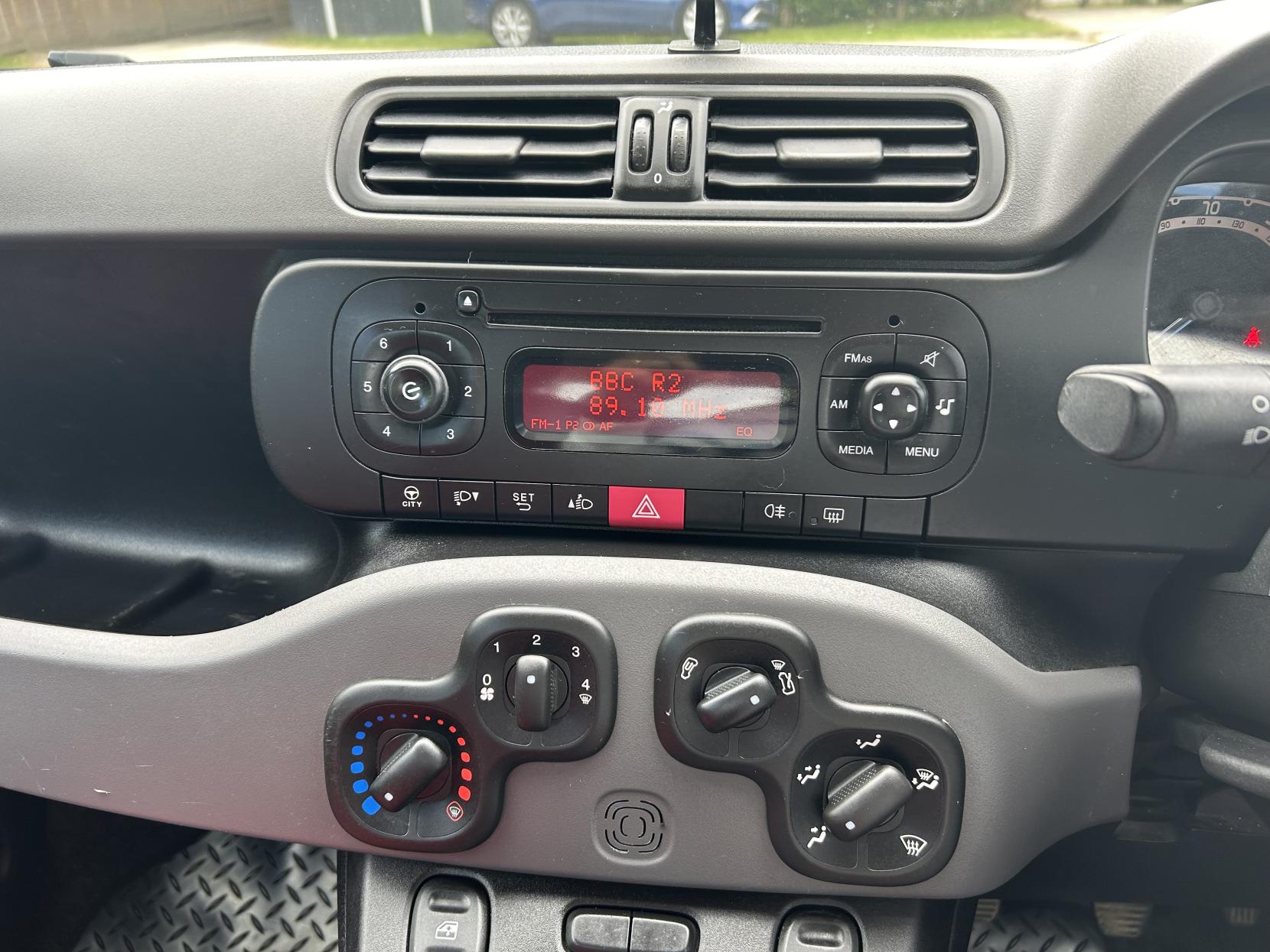 Fiat Panda 1.2 Pop Hatchback 5dr Petrol Manual Euro 5 (69 bhp)