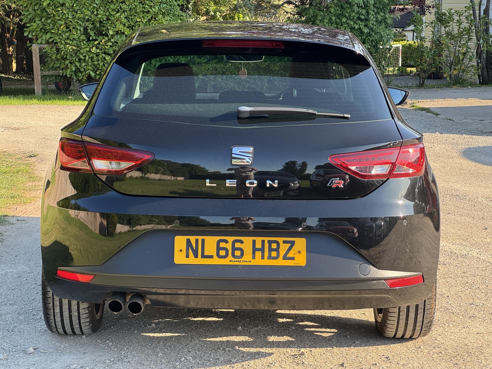 SEAT Leon 1.4 EcoTSI FR Titanium Sport Coupe 3dr Petrol Manual Euro 6 (s/s) (150 ps)