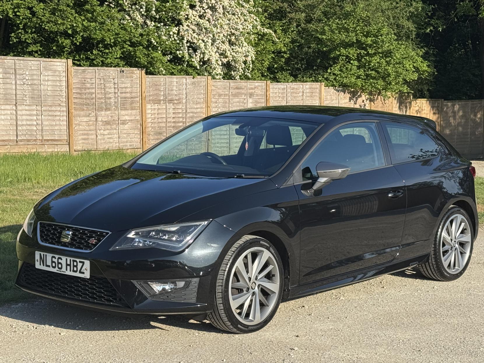 SEAT Leon 1.4 EcoTSI FR Titanium Sport Coupe 3dr Petrol Manual Euro 6 (s/s) (150 ps)