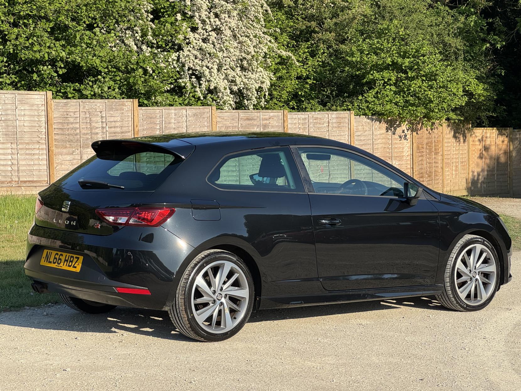 SEAT Leon 1.4 EcoTSI FR Titanium Sport Coupe 3dr Petrol Manual Euro 6 (s/s) (150 ps)