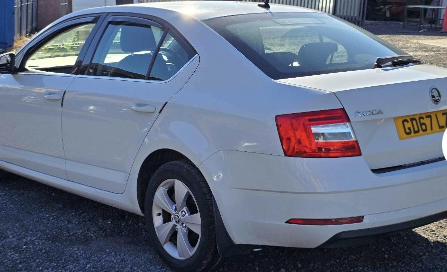 Skoda Octavia 2.0 TDI SE Technology Hatchback 5dr Diesel Manual Euro 6 (s/s) (150 ps)