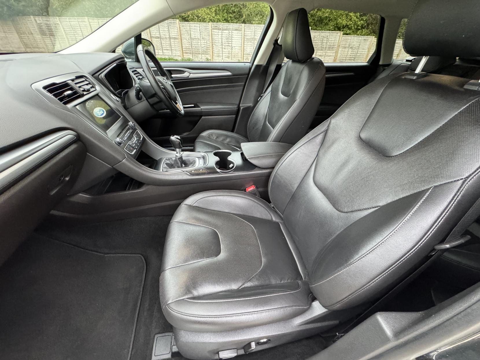 Ford Mondeo 2.0 TDCi Titanium Edition Estate 5dr Diesel Manual Euro 6 (s/s) (150 ps)