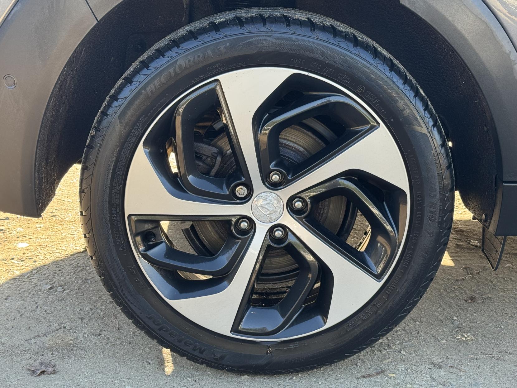 Hyundai TUCSON 1.7 CRDi Blue Drive Premium SE SUV 5dr Diesel DCT Euro 6 (s/s) (141 ps)