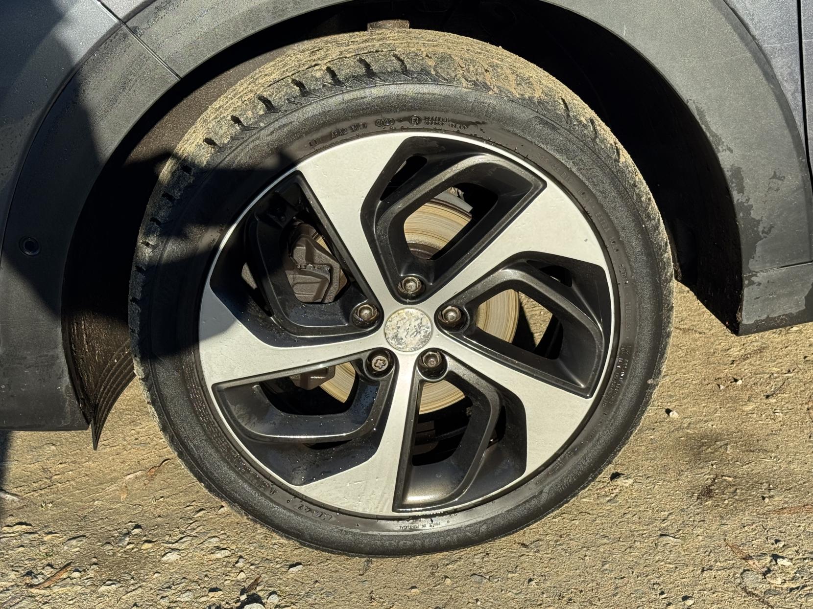 Hyundai TUCSON 1.7 CRDi Blue Drive Premium SE SUV 5dr Diesel DCT Euro 6 (s/s) (141 ps)