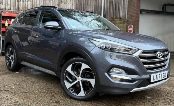 Hyundai TUCSON 1.7 CRDi Blue Drive Premium SE SUV 5dr Diesel DCT Euro 6 (s/s) (141 ps)
