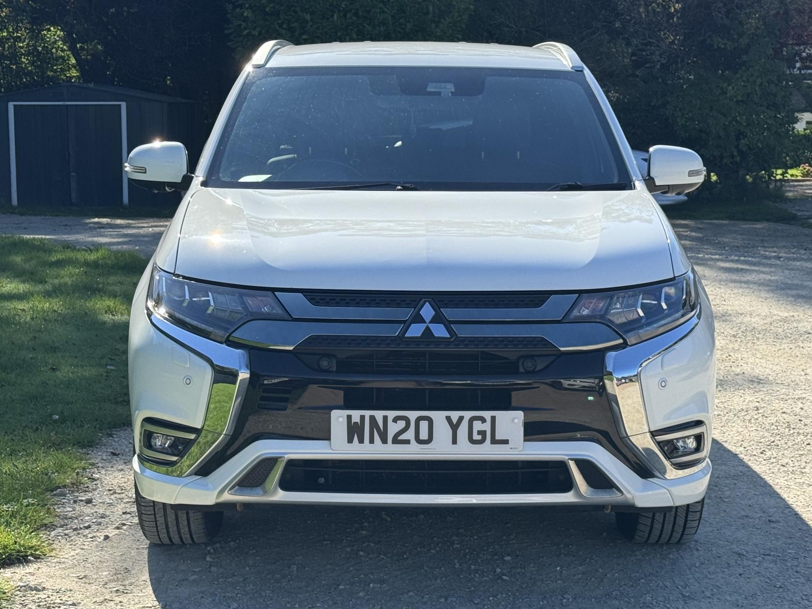 Mitsubishi Outlander 2.4h TwinMotor 13.8kWh Exceed Safety SUV 5dr Petrol Plug-in Hybrid CVT 4WD Euro 6 (s/s) (224 ps)