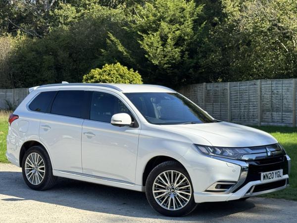 Mitsubishi Outlander 2.4h TwinMotor 13.8kWh Exceed Safety SUV 5dr Petrol Plug-in Hybrid CVT 4WD Euro 6 (s/s) (224 ps)