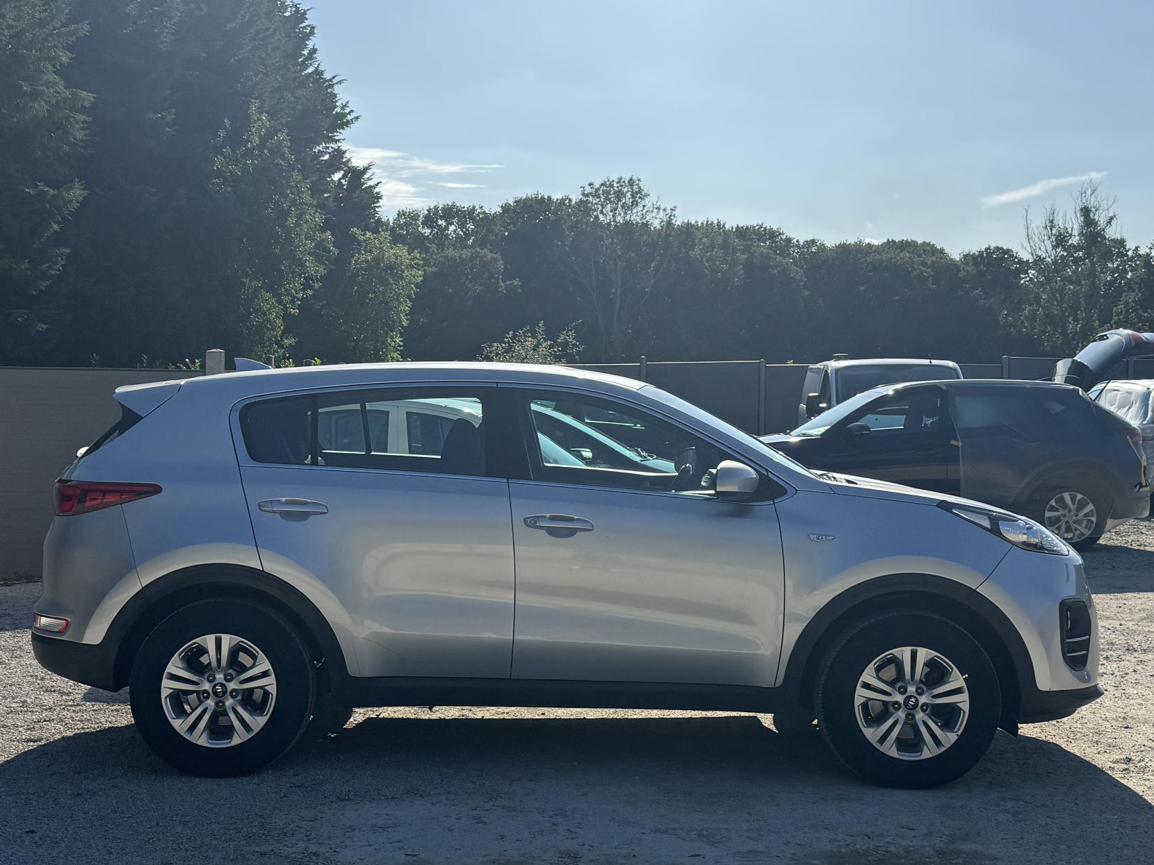 Kia Sportage 1.6 GDi 1 SUV 5dr Petrol Manual Euro 6 (130 bhp)