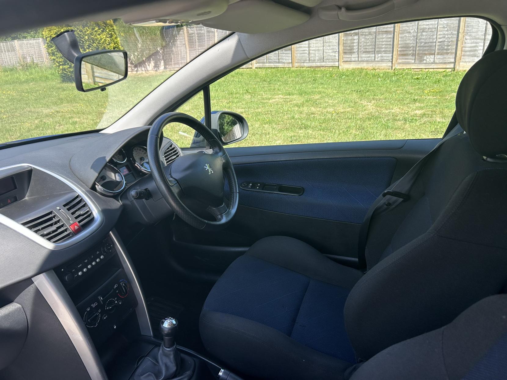 Peugeot 207 1.6 16v Sport Hatchback 3dr Petrol Manual (166 g/km, 110 bhp)