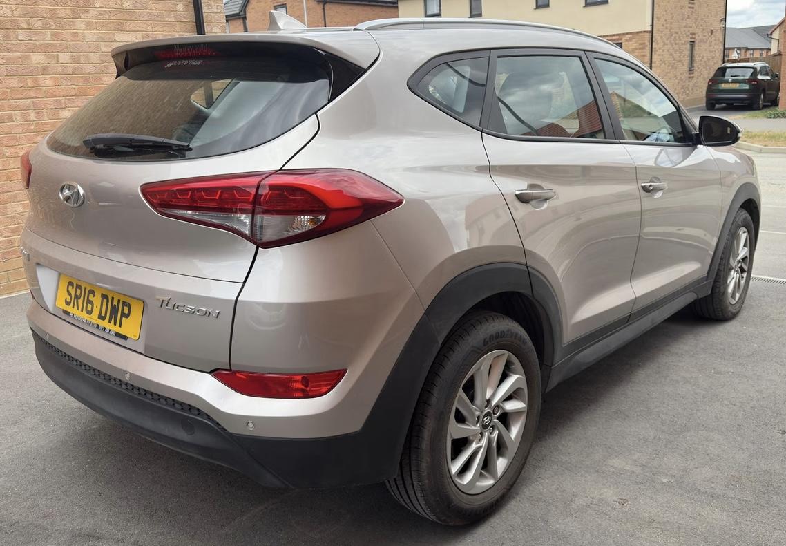 Hyundai TUCSON 1.7 CRDi Blue Drive SE Nav SUV 5dr Diesel Manual Euro 6 (s/s) (116 ps)