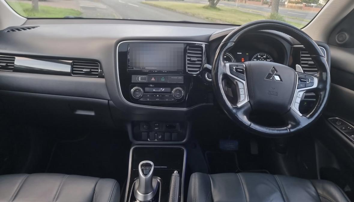 Mitsubishi Outlander 2.0h 12kWh GX5hs SUV 5dr Petrol Plug-in Hybrid CVT 4WD Euro 6 (s/s) (200 ps)