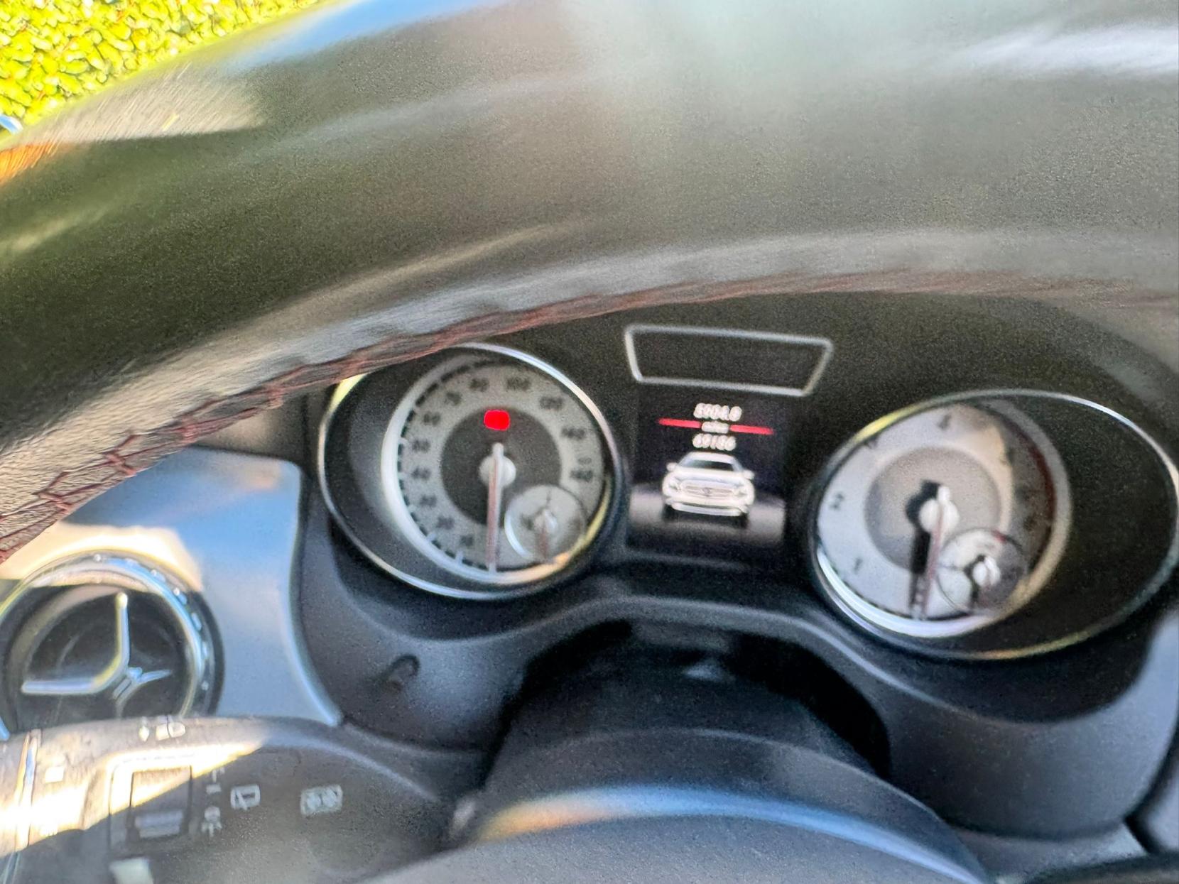 Mercedes-Benz GLA 2.1 GLA220d AMG Line (Premium Plus) SUV 5dr Diesel 7G-DCT 4MATIC Euro 6 (s/s) (177 ps)