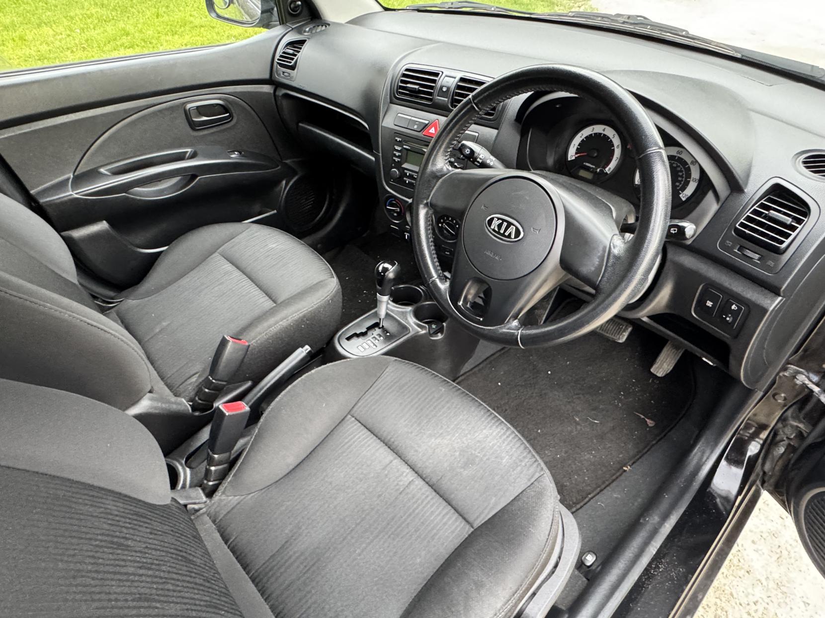 Kia Picanto 1.1 Domino Hatchback 5dr Petrol Automatic (137 g/km, 64 bhp)