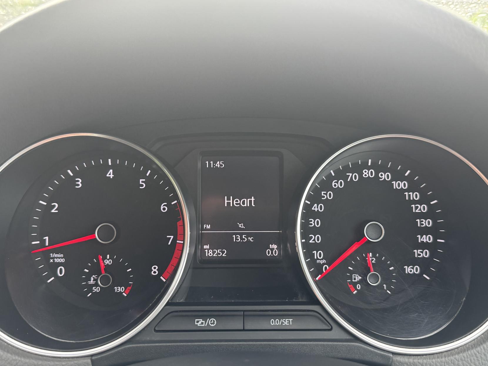 Volkswagen Polo 1.0 BlueMotion Tech SE Design Hatchback 5dr Petrol Manual Euro 6 (s/s) (60 ps)