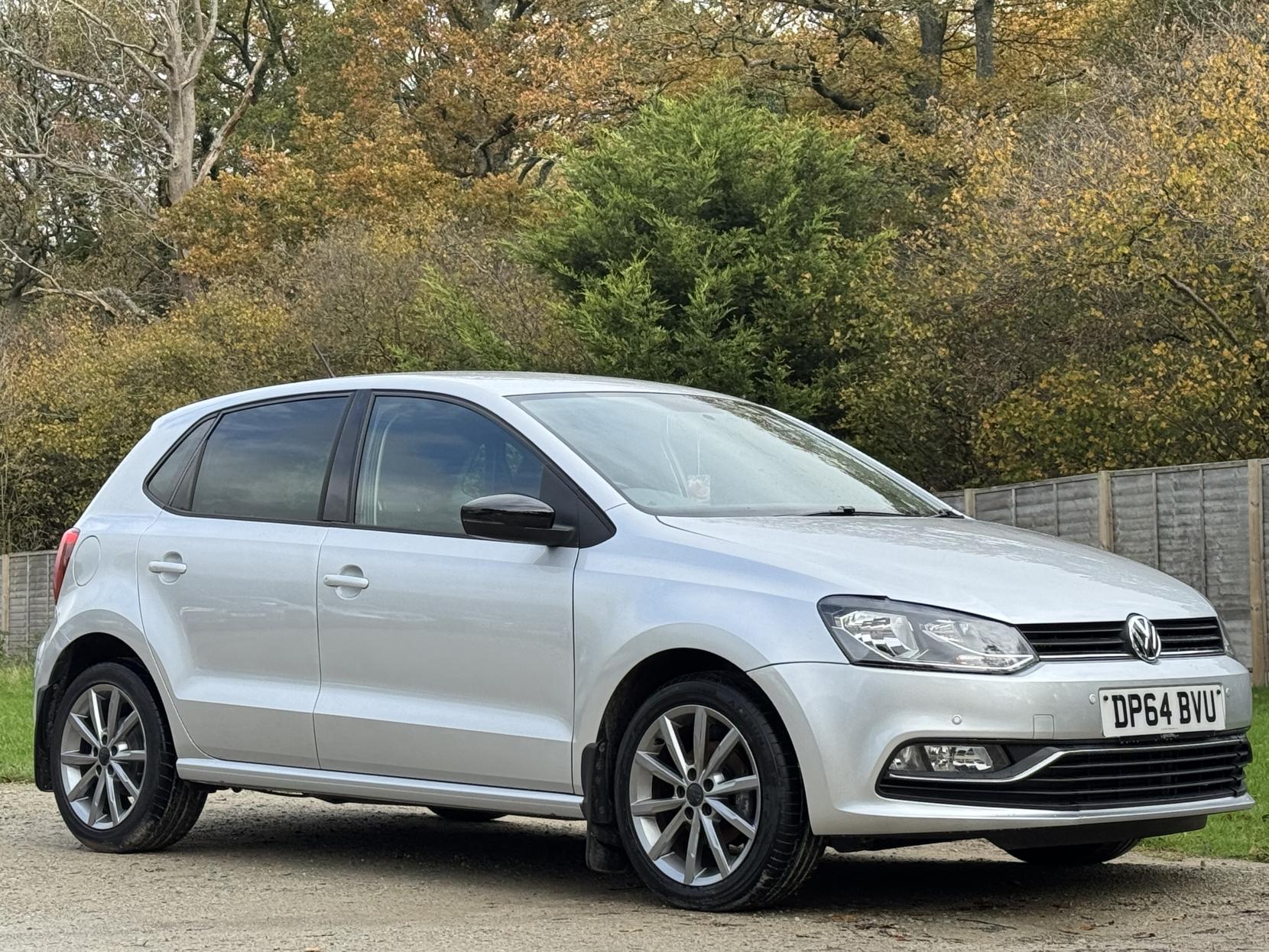 Volkswagen Polo 1.0 BlueMotion Tech SE Design Hatchback 5dr Petrol Manual Euro 6 (s/s) (60 ps)