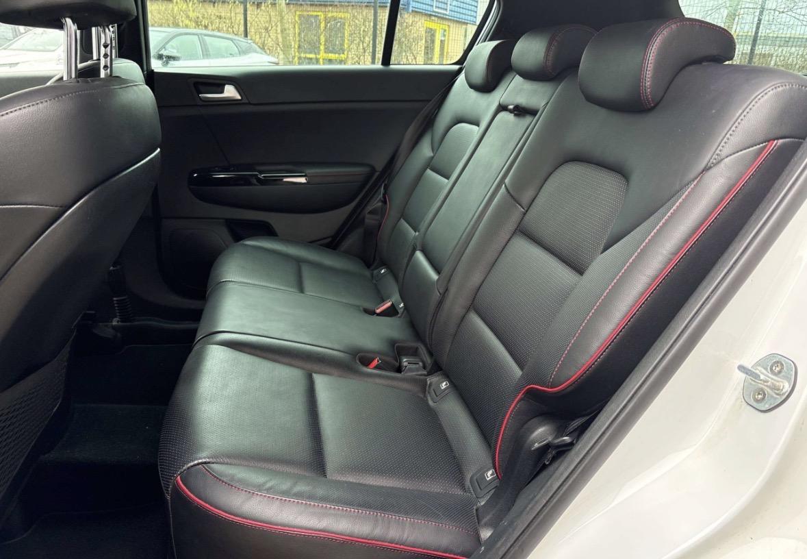 Kia Sportage 1.6 CRDi GT-Line SUV 5dr Diesel DCT Euro 6 (s/s) (134 bhp)