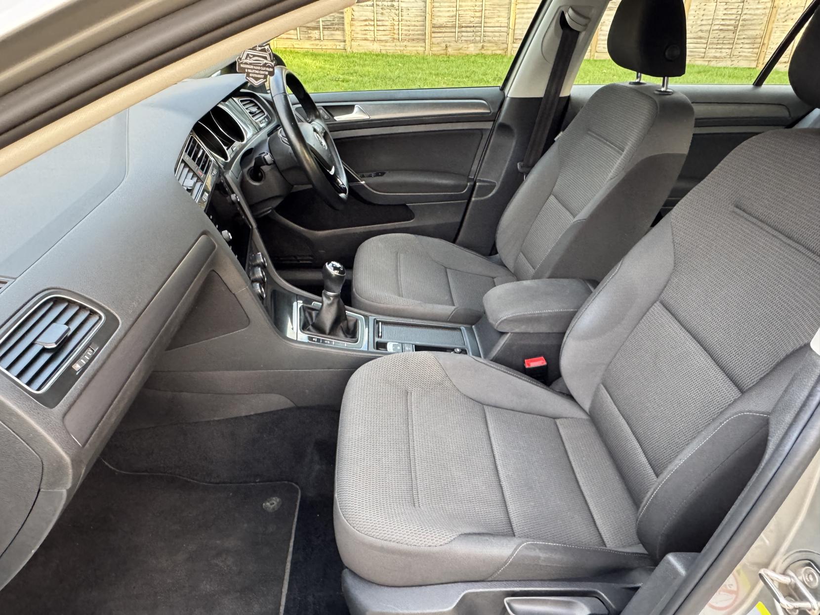 Volkswagen Golf 1.4 TSI BlueMotion Tech SE Nav Hatchback 5dr Petrol Manual Euro 6 (s/s) (125 ps)