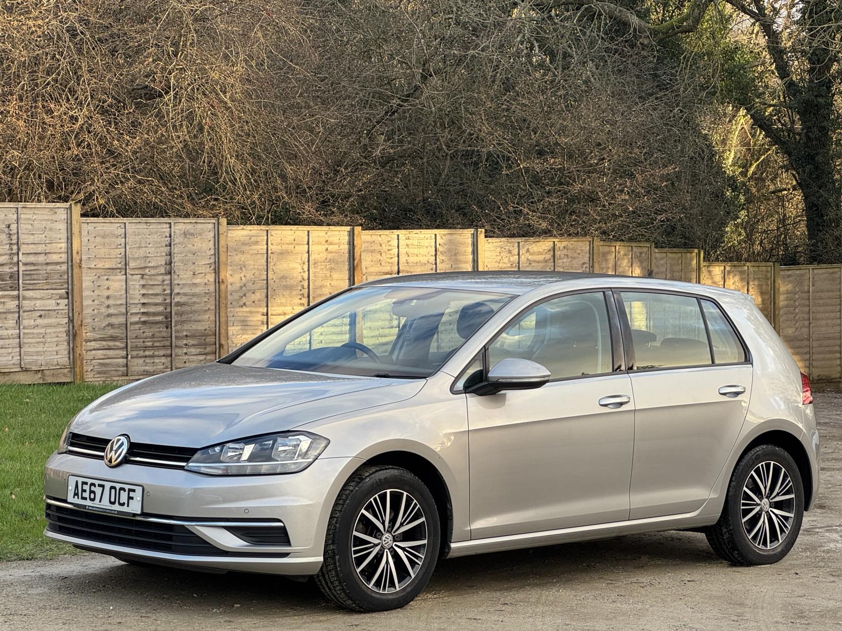 Volkswagen Golf 1.4 TSI BlueMotion Tech SE Nav Hatchback 5dr Petrol Manual Euro 6 (s/s) (125 ps)