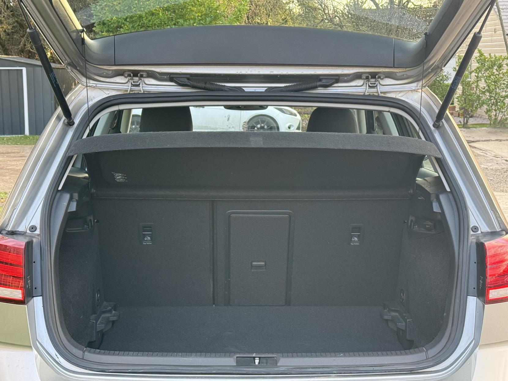 Volkswagen Golf 1.4 TSI BlueMotion Tech SE Nav Hatchback 5dr Petrol Manual Euro 6 (s/s) (125 ps)