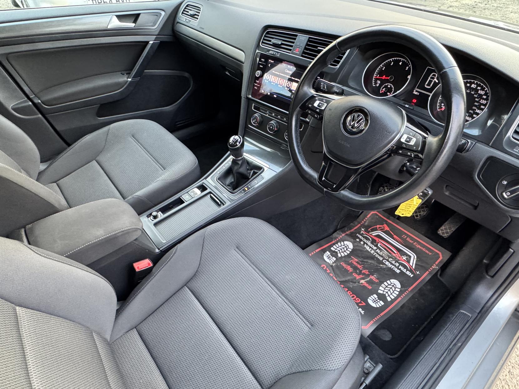 Volkswagen Golf 1.4 TSI BlueMotion Tech SE Nav Hatchback 5dr Petrol Manual Euro 6 (s/s) (125 ps)