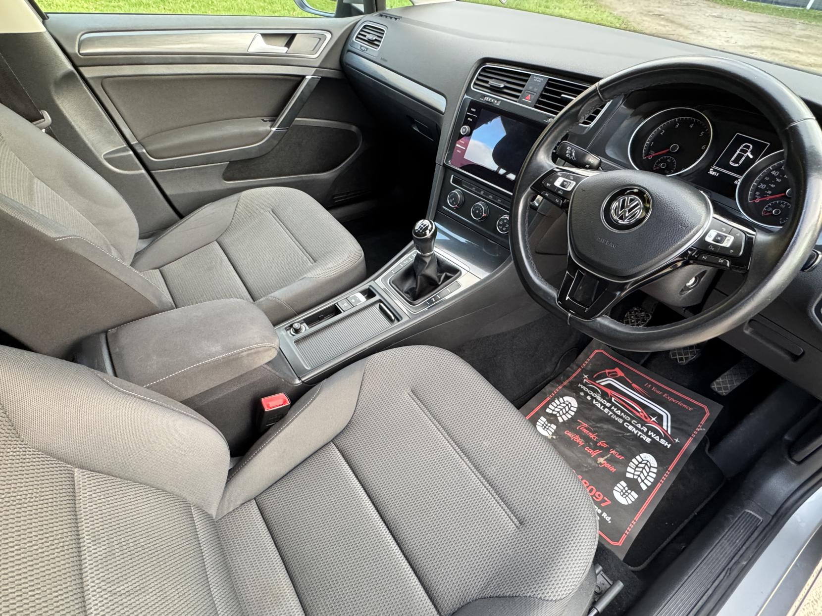 Volkswagen Golf 1.4 TSI BlueMotion Tech SE Nav Hatchback 5dr Petrol Manual Euro 6 (s/s) (125 ps)