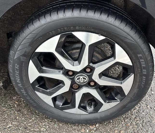 Toyota AYGO 1.0 VVT-i x-plore Hatchback 5dr Petrol Manual Euro 6 (71 ps)