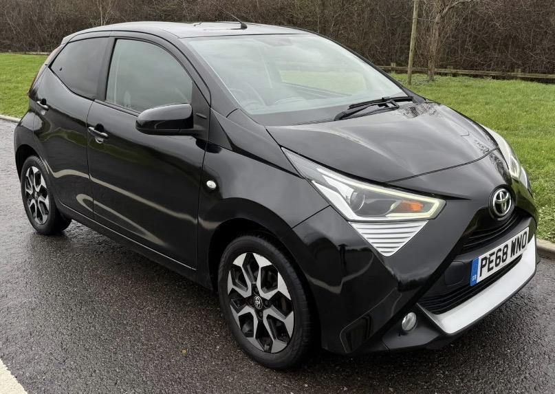 Toyota AYGO 1.0 VVT-i x-plore Hatchback 5dr Petrol Manual Euro 6 (71 ps)
